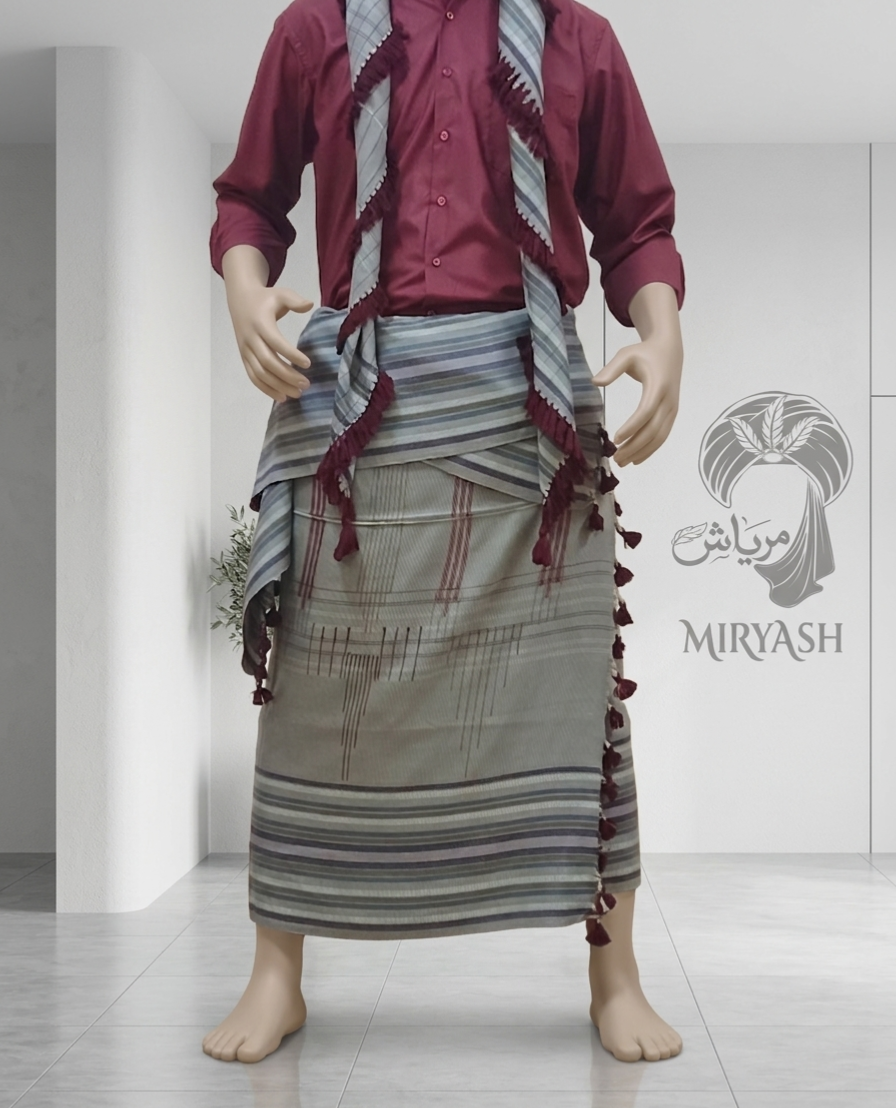 معوز سلاطيني مع الشال مذبل