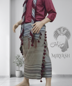 Alternative view of معوز سلاطيني مع الشال مذبل