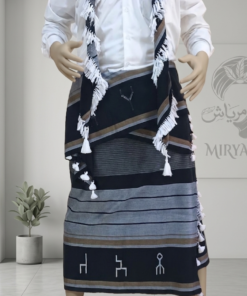 معوز سلاطيني مع الشال مذبل